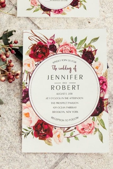 invitaciones de boda con flores con diseño