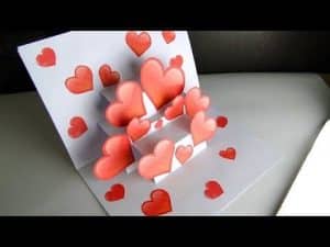 como hacer tarjetas de amor con corazones de papel
