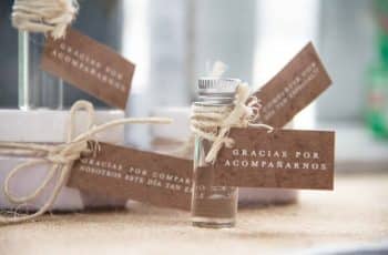 Simples tarjetas para recuerdos de boda en 2021