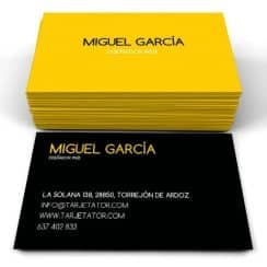 Elegantes tarjetas de presentacion en negro con 3 tonos más