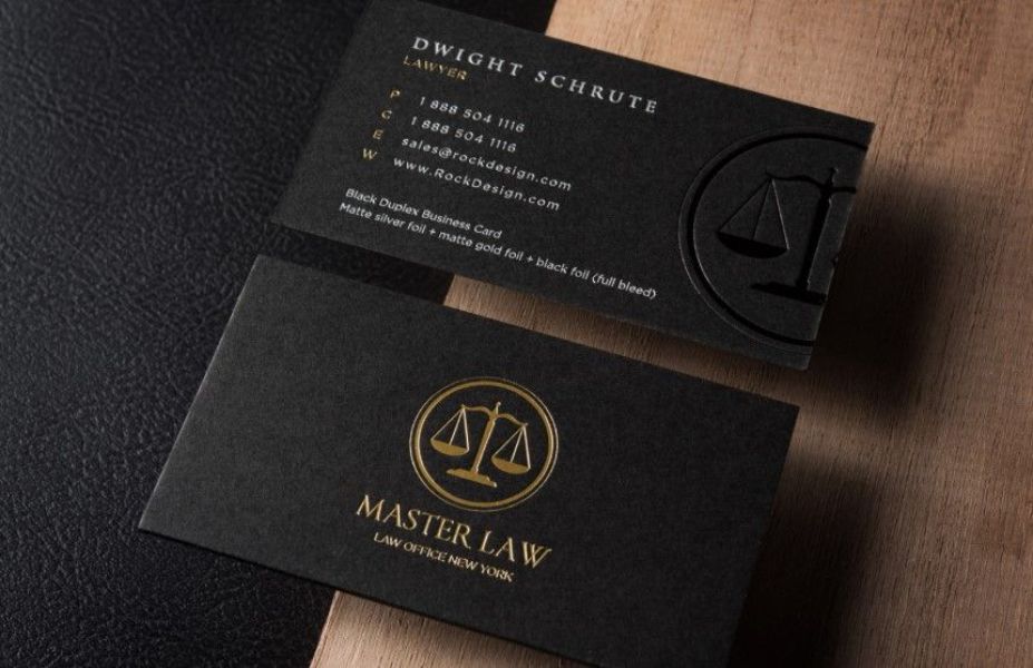 tarjetas de presentacion dorado con negro para abogado