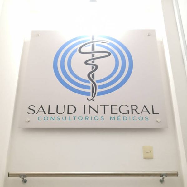 logotipos para consultorios medicos ideas con el esculapio