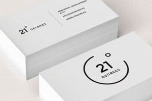 tarjetas de presentación en blanco minimalistas