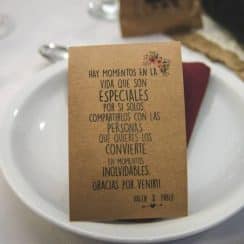 Las tarjetas de agradecimiento para bodas en 2 estilos